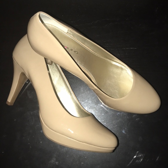 Heels - Picture 2 of 2